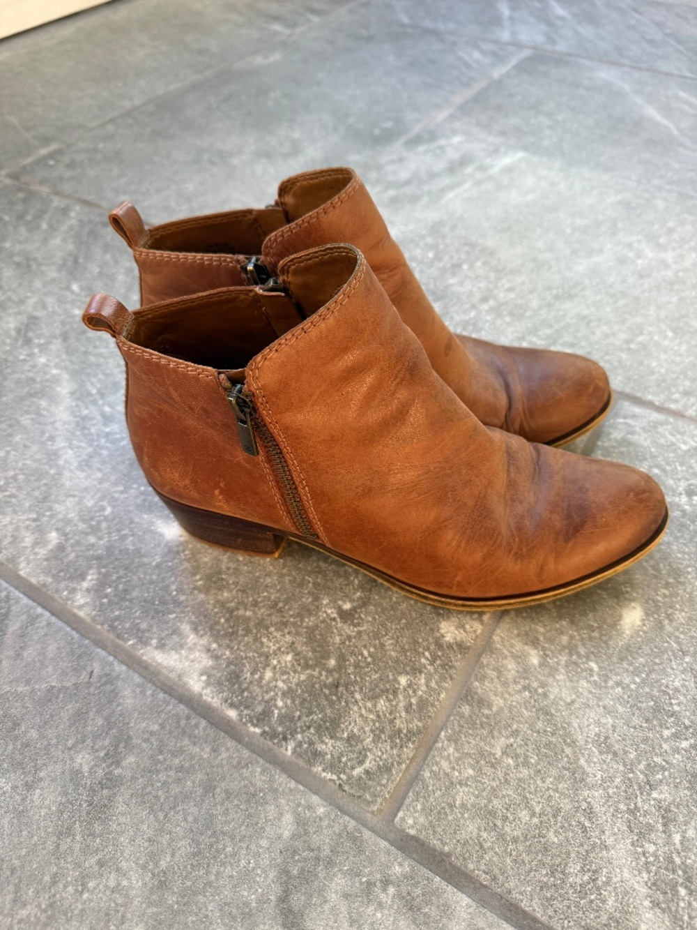 Lucky Brand Basel Leather Ankle Booties Cognac Brown Side Zip Size 8.5